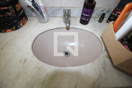 Casa à venda com 170m², 3 quartos e 1 vagaBanheiro da Suíte