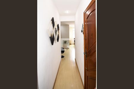 Apartamento à venda com 60m², 2 quartos e 1 vagaCorredor