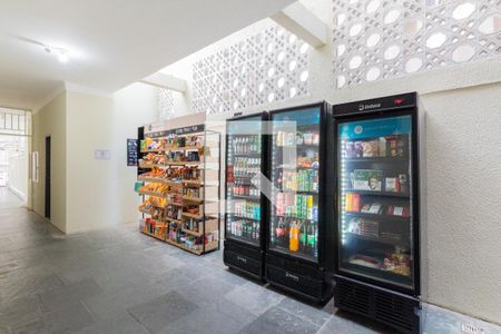 Studio para alugar com 32m², 1 quarto e sem vaga Studio para alugar com 32m², 1 quarto e sem vagaMercado