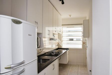 Apartamento à venda com 52m², 2 quartos e 1 vaga Apartamento à venda com 52m², 2 quartos e 1 vagaCozinha e Área de Serviço
