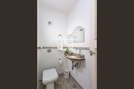 Casa à venda com 235m², 3 quartos e 5 vagas Casa à venda com 235m², 3 quartos e 5 vagasLavabo