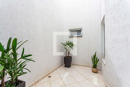 Casa à venda com 235m², 3 quartos e 5 vagas Casa à venda com 235m², 3 quartos e 5 vagasÁrea de Inverno