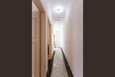 Casa à venda com 235m², 3 quartos e 5 vagas Casa à venda com 235m², 3 quartos e 5 vagasDormitórios