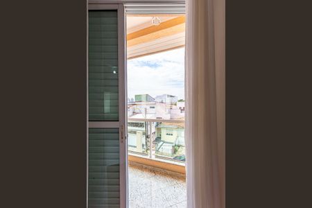 Casa à venda com 235m², 3 quartos e 5 vagas Casa à venda com 235m², 3 quartos e 5 vagasVaranda da Suite