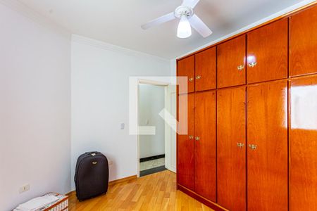 Casa à venda com 235m², 3 quartos e 5 vagas Casa à venda com 235m², 3 quartos e 5 vagasQuarto 2