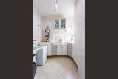 Casa à venda com 235m², 3 quartos e 5 vagas Casa à venda com 235m², 3 quartos e 5 vagasÁrea de Serviço