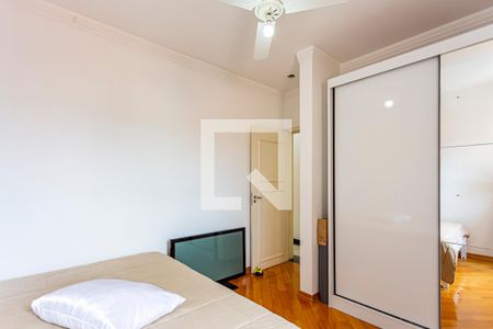 Casa à venda com 235m², 3 quartos e 5 vagas Casa à venda com 235m², 3 quartos e 5 vagasQuarto 1