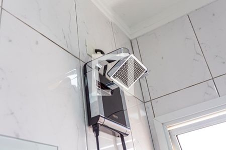 Casa à venda com 235m², 3 quartos e 5 vagas Casa à venda com 235m², 3 quartos e 5 vagasDetalhe do Banheiro da Suit