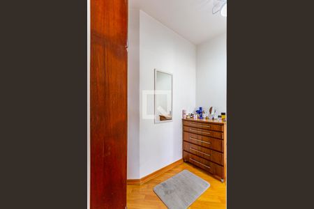 Casa à venda com 235m², 3 quartos e 5 vagas Casa à venda com 235m², 3 quartos e 5 vagasCloset da Suite