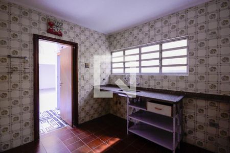 Casa à venda com 150m², 3 quartos e 2 vagasCozinha 