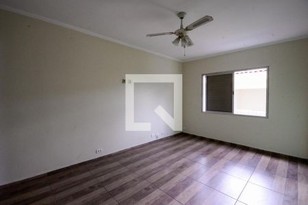 Casa à venda com 150m², 3 quartos e 2 vagasQuarto 3 - Suite 