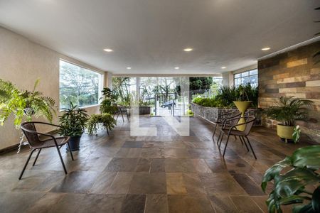 Apartamento à venda com 81m², 2 quartos e 1 vagaHall de entrada