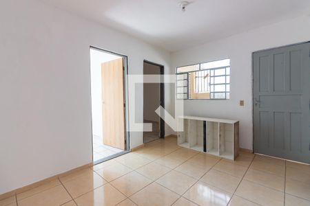 Sala  de casa para alugar com 2 quartos, 100m² em Padroeira, Osasco