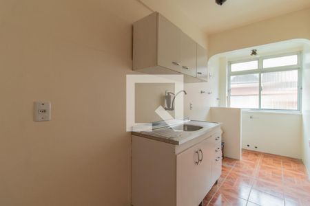 Apartamento à venda com 38m², 1 quarto e sem vaga Apartamento à venda com 38m², 1 quarto e sem vagaCozinha e Área de Serviço