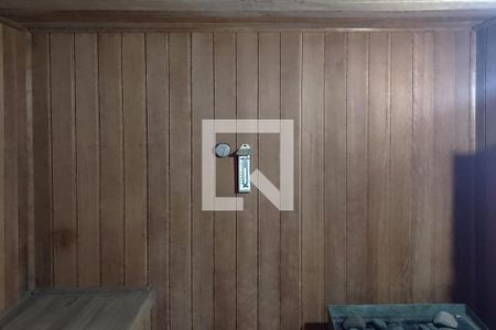 Casa à venda com 211m², 3 quartos e 6 vagasSauna