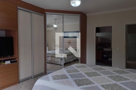 Casa à venda com 211m², 3 quartos e 6 vagasQuarto 1 - Suíte