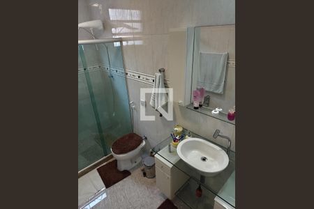 Casa à venda com 211m², 3 quartos e 6 vagasBanheiro Social