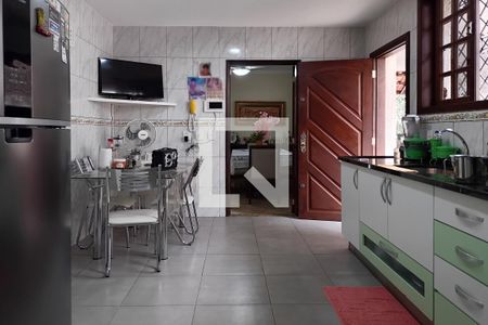Casa à venda com 211m², 3 quartos e 6 vagasCozinha