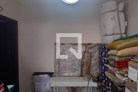 Casa à venda com 211m², 3 quartos e 6 vagasQuarto de Serviço