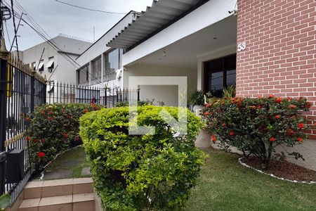 Casa à venda com 211m², 3 quartos e 6 vagasJardim