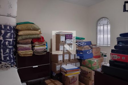 Casa à venda com 211m², 3 quartos e 6 vagasQuarto de Serviço