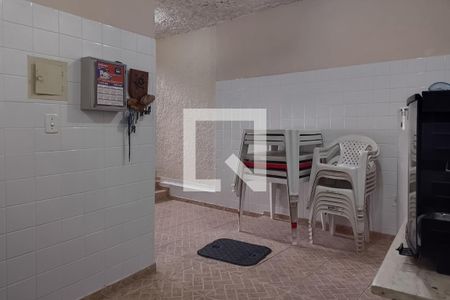 Casa à venda com 211m², 3 quartos e 6 vagasÁrea de Serviço