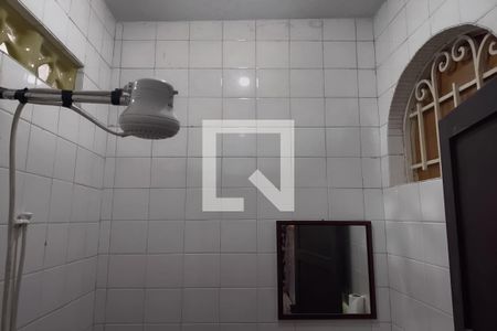 Casa à venda com 211m², 3 quartos e 6 vagasBanheiro de serviço