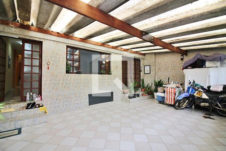 Casa à venda com 220m², 3 quartos e 3 vagasGaragem