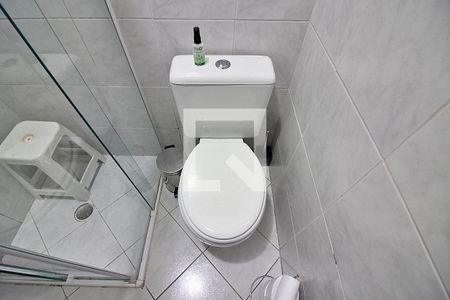 Casa à venda com 220m², 3 quartos e 3 vagasBanheiro do Quarto 2 - Suíte