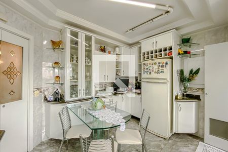 Apartamento à venda com 138m², 3 quartos e 3 vagas Apartamento à venda com 138m², 3 quartos e 3 vagasCozinha