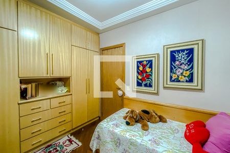 Apartamento à venda com 138m², 3 quartos e 3 vagas Apartamento à venda com 138m², 3 quartos e 3 vagasSuíte 2