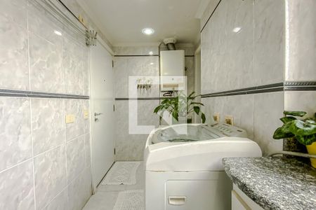 Apartamento à venda com 138m², 3 quartos e 3 vagas Apartamento à venda com 138m², 3 quartos e 3 vagasÁrea de Serviço