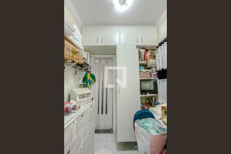 Apartamento à venda com 138m², 3 quartos e 3 vagas Apartamento à venda com 138m², 3 quartos e 3 vagasQuarto de Serviço