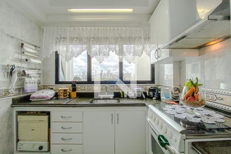 Apartamento à venda com 138m², 3 quartos e 3 vagas Apartamento à venda com 138m², 3 quartos e 3 vagasCozinha