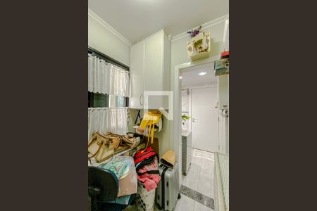 Apartamento à venda com 138m², 3 quartos e 3 vagas Apartamento à venda com 138m², 3 quartos e 3 vagasQuarto de Serviço