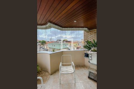 Apartamento à venda com 138m², 3 quartos e 3 vagas Apartamento à venda com 138m², 3 quartos e 3 vagasSacada