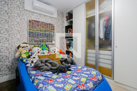 Apartamento à venda com 230m², 4 quartos e 3 vagas Apartamento à venda com 230m², 4 quartos e 3 vagasSuíte 2