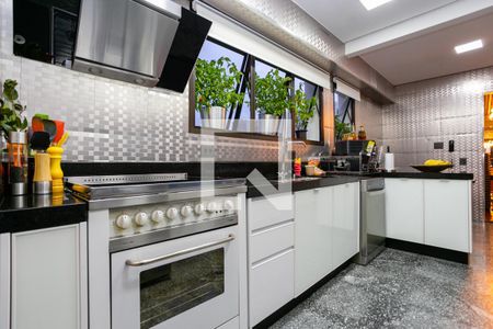 Apartamento à venda com 230m², 4 quartos e 3 vagas Apartamento à venda com 230m², 4 quartos e 3 vagasCozinha