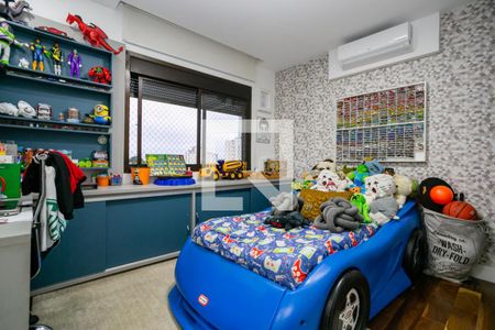 Apartamento à venda com 230m², 4 quartos e 3 vagas Apartamento à venda com 230m², 4 quartos e 3 vagasSuíte 2