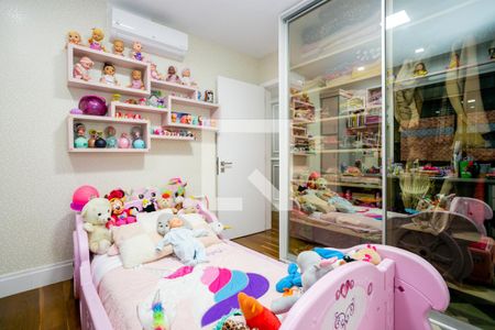 Apartamento à venda com 230m², 4 quartos e 3 vagas Apartamento à venda com 230m², 4 quartos e 3 vagasSuíte 3