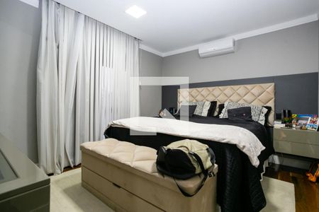 Apartamento à venda com 230m², 4 quartos e 3 vagas Apartamento à venda com 230m², 4 quartos e 3 vagasSuíte 1