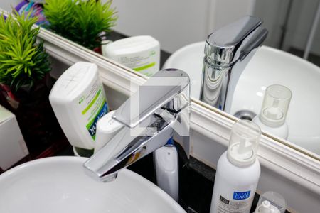 Apartamento à venda com 230m², 4 quartos e 3 vagas Apartamento à venda com 230m², 4 quartos e 3 vagasBanheiro da Suíte 3