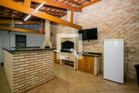 Apartamento à venda com 230m², 4 quartos e 3 vagas Apartamento à venda com 230m², 4 quartos e 3 vagasÁrea comum - Churrasqueira