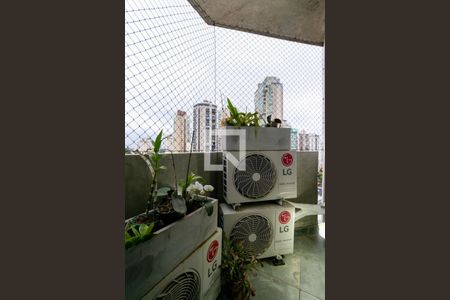 Apartamento à venda com 230m², 4 quartos e 3 vagas Apartamento à venda com 230m², 4 quartos e 3 vagasVaranda da suíte 1