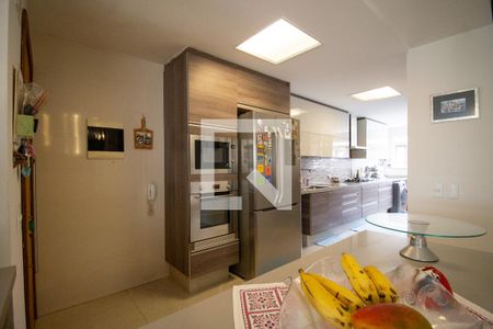 Apartamento à venda com 344m², 4 quartos e 4 vagasCozinha e Área de Serviço