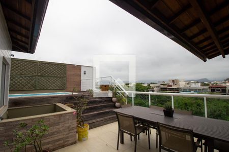 Apartamento à venda com 344m², 4 quartos e 4 vagasCobertura