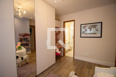 Apartamento à venda com 344m², 4 quartos e 4 vagasSuíte 2