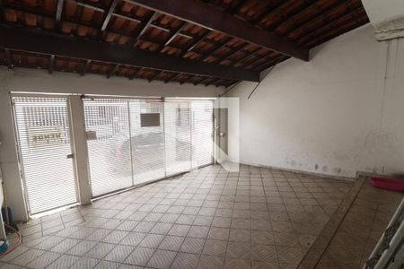 Casa à venda com 90m², 3 quartos e 2 vagasGaragem