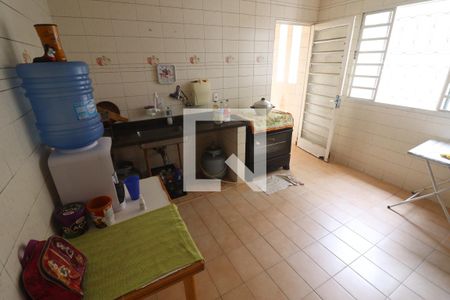 Casa à venda com 90m², 3 quartos e 2 vagasCozinha
