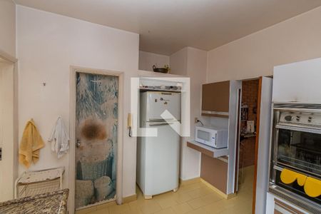 Casa à venda com 320m², 3 quartos e 3 vagasCozinha